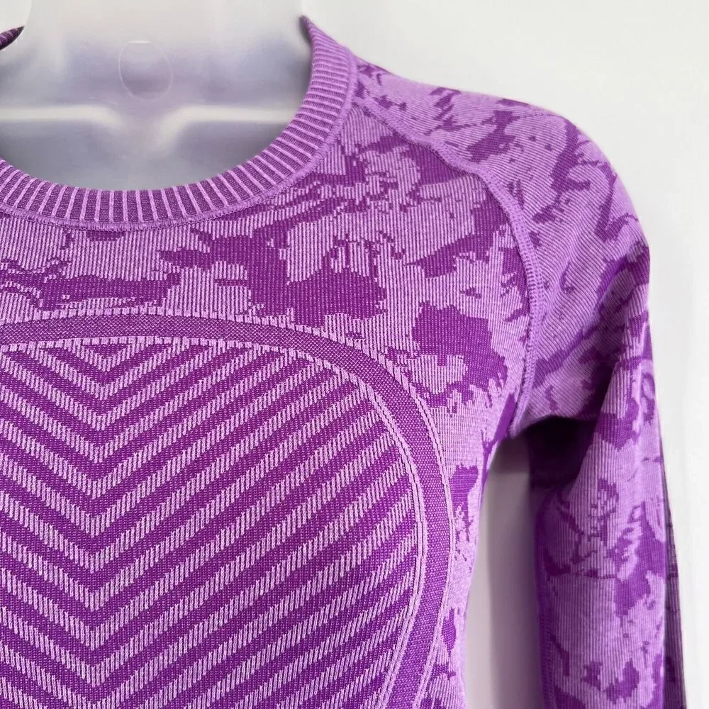 Lululemon Swiftly Tech Long Sleeve Top Women's Size 4 Purple Camo Running Yoga